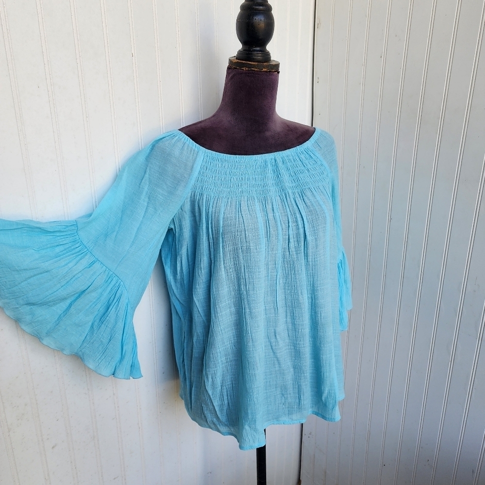 Chicos Gauze Smocked Ruffle 3/4 Sleeve Lightweight Blouse Aqua Blue Flare 0 / S